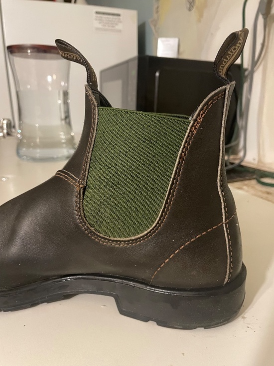 BLUNDSTONE SIZE 11 UK (SIZE 12 USA) BROWN / GREEN TRIM BOOT main image 6